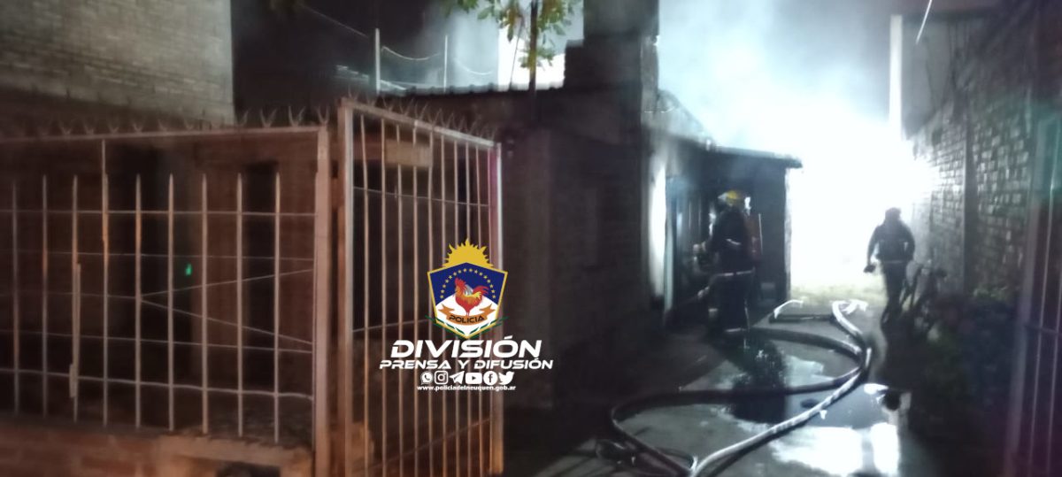 Una mujer con graves quemaduras por el incendio que consumió su casa de