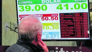 El dólar cerró $39,30 y marcó su primer récord de 2019