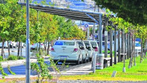 Taxistas contra la competencia desleal