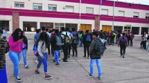 Imagen de CEM 9 de Roca: volver a clases en un colegio prestado