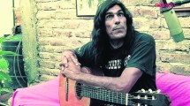 Imagen de Quién era Cacho Lobello, leyenda del rock y despedida en Roca tras su muerte