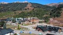 Imagen de Gennuso analiza ahora no firmar la prórroga del cerro Catedral