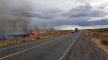 Imagen de Incendio en Collón Cura: temen que se dispare el fuego por el viento