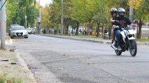 Imagen de Tras la muerte de dos jóvenes, Quiroga prohíbe las motos en el Río Grande