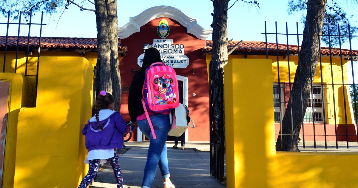 El lunes habrá clases normales en Río Negro