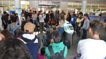 Imagen de Marcha de estudiantes secundarios en reclamo de una reunión con la ministra