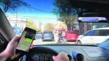 Imagen de El celular al volante es más peligroso que conducir ebrio