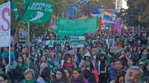 Imagen de Masivo «pañuelazo» en la región para acompañar el nuevo proyecto por el aborto legal