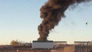 Polémica por el incendio de un basurero en el corazón de Vaca Muerta