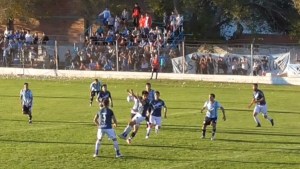 Federal A: el video del polémico penal en el partido de Sol de Mayo