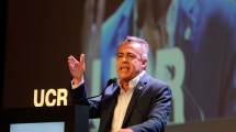 Imagen de El presidente de la UCR abre el diálogo e incluye al peronismo «republicano»