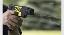 Imagen de El gobierno nacional reglamentó el uso de armas Taser para fuerzas policiales federales