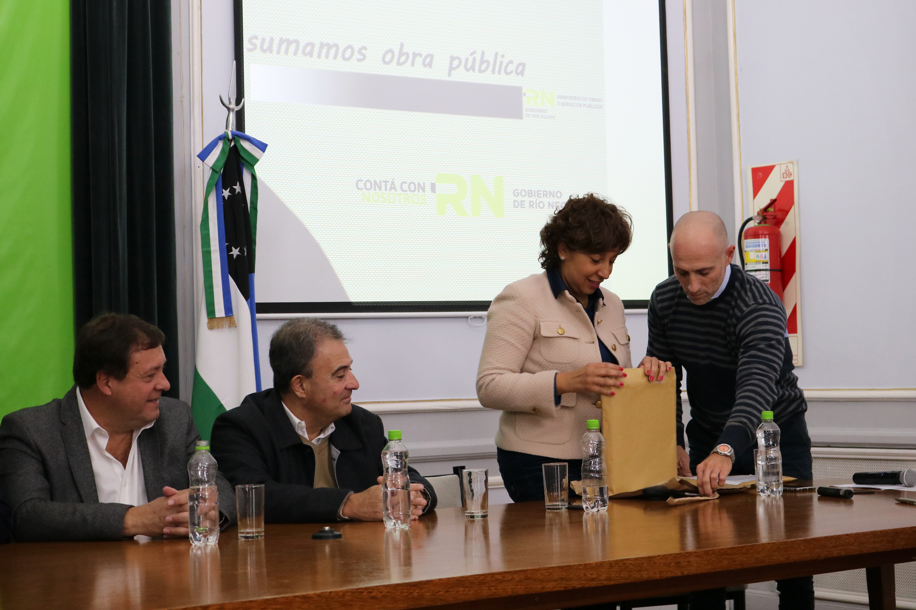 Se abrieron los sobres de la obra de ampliación del Instituto de Formación Docente de Bariloche. (foto: Gentileza)