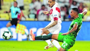 Perú derrotó a Bolivia y se acomoda en el Grupo A de la Copa América