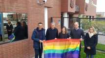 Imagen de Por primera vez, en el Deliberante de Neuquén flameó la bandera del Orgullo