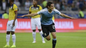 Uruguay goleó en su debut en la Copa América