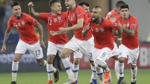 Chile pasó por penales y quiere defender el título