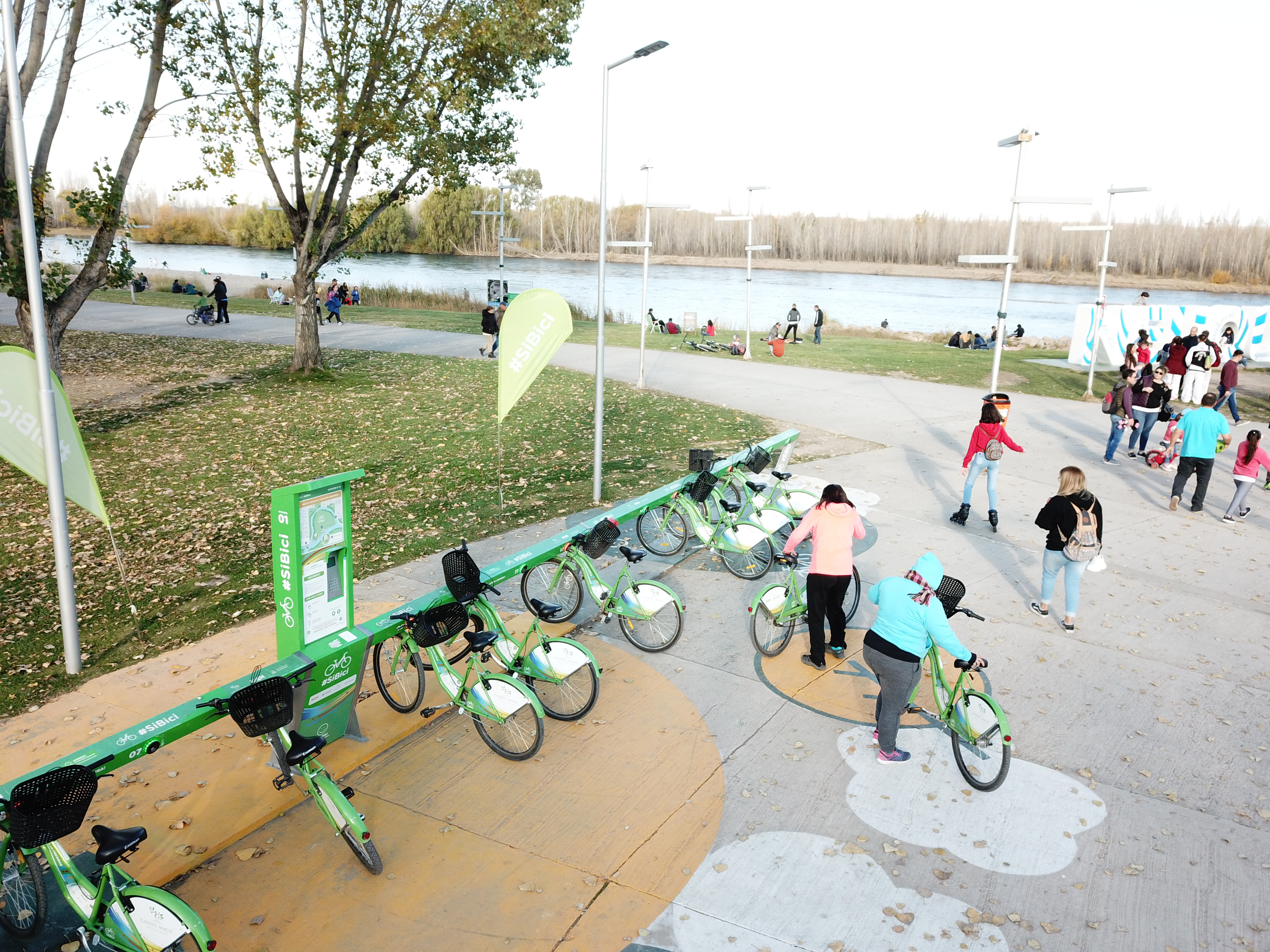 Las estaciones funcionaban con bicicletas en estaciones punto a punto (foto archivo)