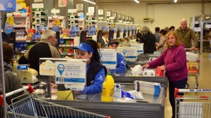 Río Negro: restringirán la exhibición de golosinas en las cajas de los supermercados