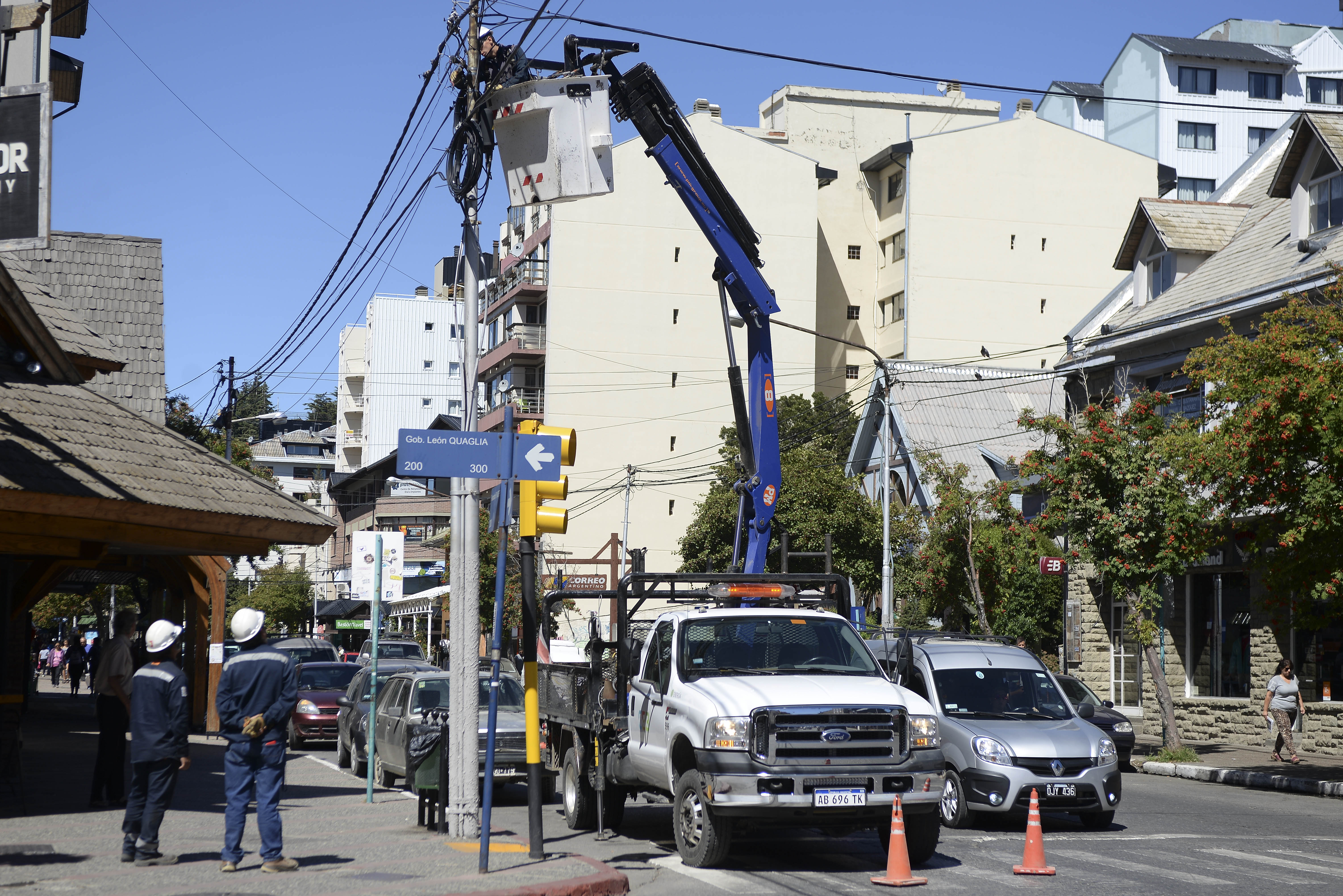 La CEB presta el servicio eléctrico presa el servicio eléctrico en Bariloche bajo contrato de la provincia. Ahora reclaman revisar ese esquema. (archivo)