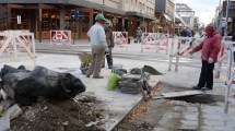 Imagen de El viernes despejan la calle Mitre pero la obra continuará