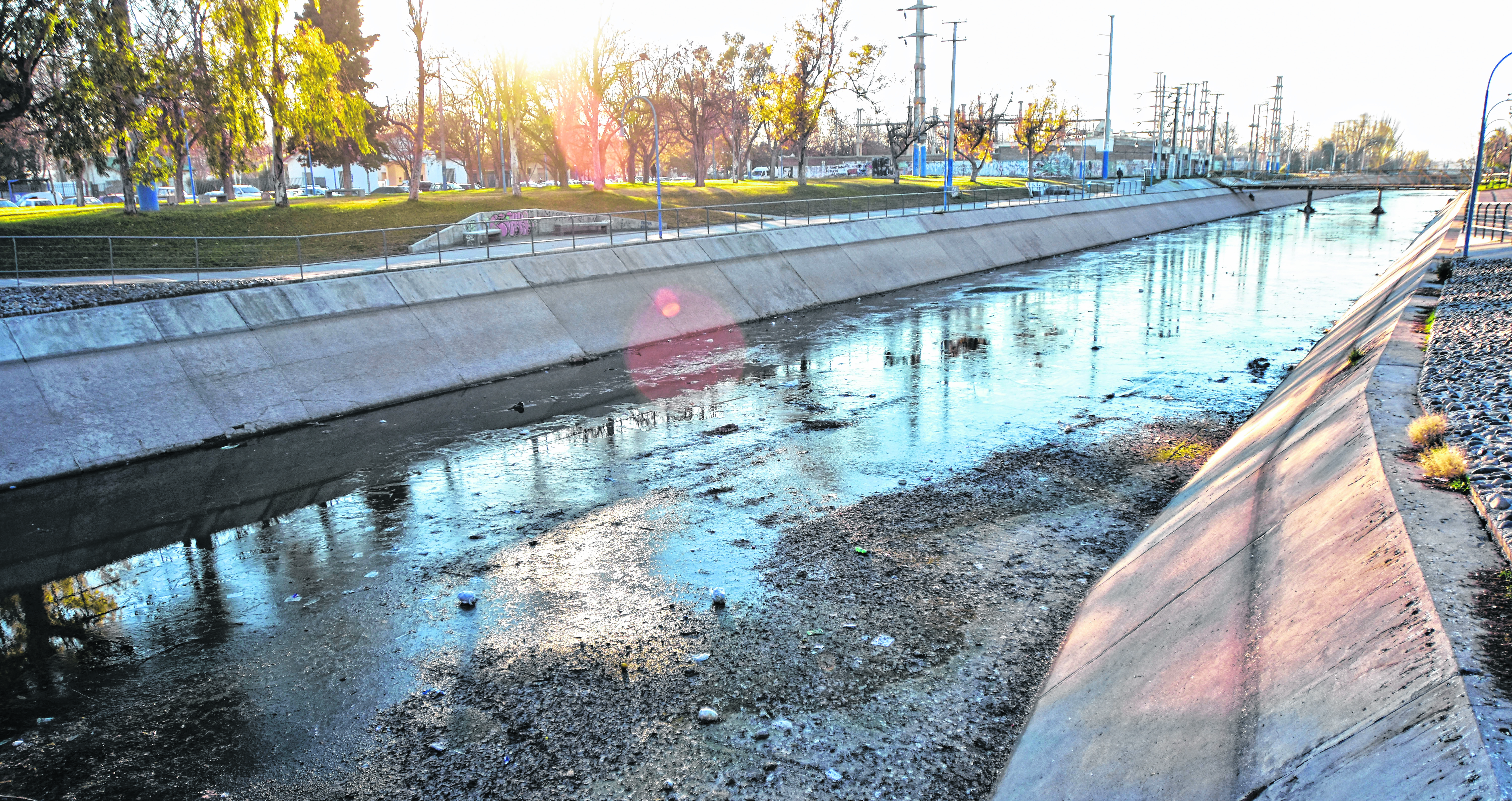 Un Mes Para Largar El Riego Con Obras Sin Terminar Y Pesima Recaudacion