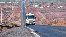 Imagen de Más de 80 camiones por día transportan petróleo desde Vaca Muerta