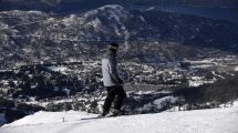 Imagen de Los esquiadores prefieren la nieve de agosto