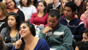 Universidad Nacional de Río Negro: jugada por arraigar a los jóvenes