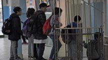 Imagen de Neuquén: Los otros peligros de la escuela en la que un portón cayó sobre una niña