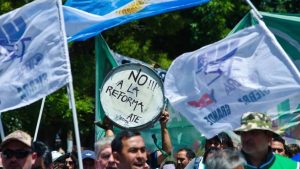 Asamblea en la SENAF y movilización en Viedma