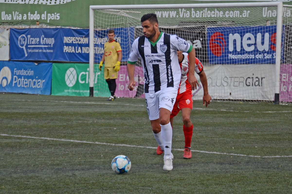 Piñero Da Silva marcó siete goles en el Albinegro.