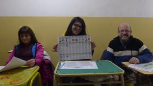 Elecciones en Bariloche: fría jornada y lento arranque