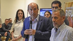 Quiroga le pidió a Bermúdez que asuma como concejal