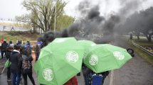 Imagen de Los estatales de Río Negro liberaron el puente tras cinco horas de corte