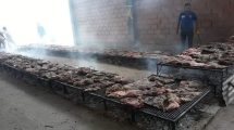 Imagen de Un obsceno asado partidario en tiempos de emergencia alimentaria