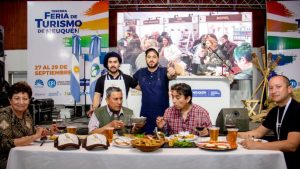 Qué cocinó Alberto Puel en la Feria del Turismo que gustó tanto, en Neuquén