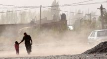 Imagen de Alerta por viento fuerte en Neuquén: Plottier pide cuidado por falta de bomberos