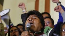 Imagen de Evo Morales desafía a un recuento «voto por voto» ante las dudas en las elecciones en Bolivia