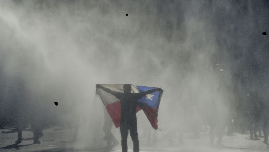 Los disturbios se propagaron a Osorno. Foto: archivo