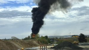 Estados Unidos: un avión de la Segunda Guerra Mundial se estrelló en un aeropuerto