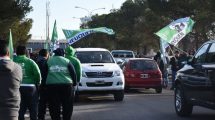 Imagen de Preparan una jornada de «protesta» por la visita de Macri a Neuquén