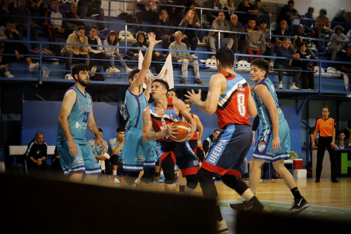 Eidintas fue el máximo anotador en la final para Depo Viedma. Foto: Marcos Aramburu-Prensa Depo Viedma