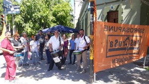 Día del médico: en Neuquén mantienen el reclamo por la ley de carrera profesional