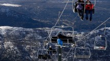 Imagen de La causa por el cerro Catedral, en la cuerda floja