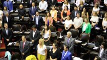 Imagen de Con votación de madrugada en Diputados, la Emergencia se encamina a Senadores