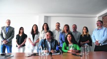 Imagen de Gaido presentó a su equipo, que asumirá el martes en el Municipio de Neuquén