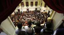 Imagen de Gobernadores y dirigentes ingresan al Congreso a la espera de la Asamblea Legislativa