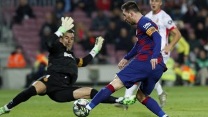 Messi celebró su sexto Balón de Oro marcando tres goles