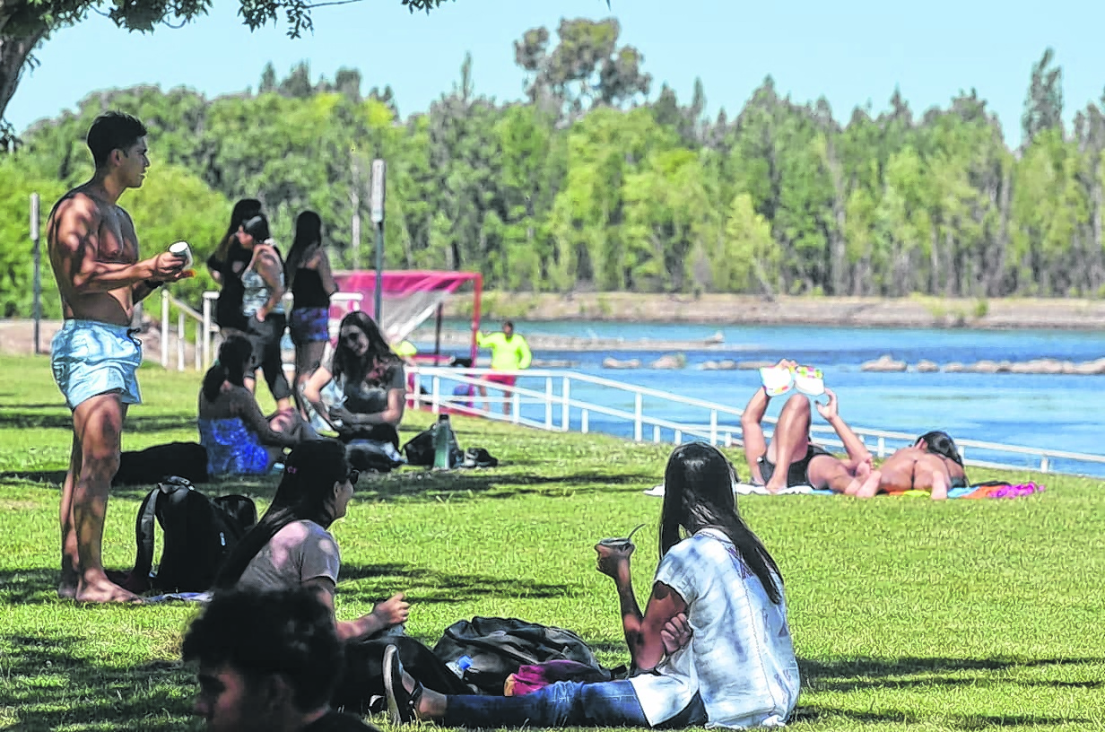 Las buenas temperaturas recibirán al día más largo del año que anuncia el inicio del verano.